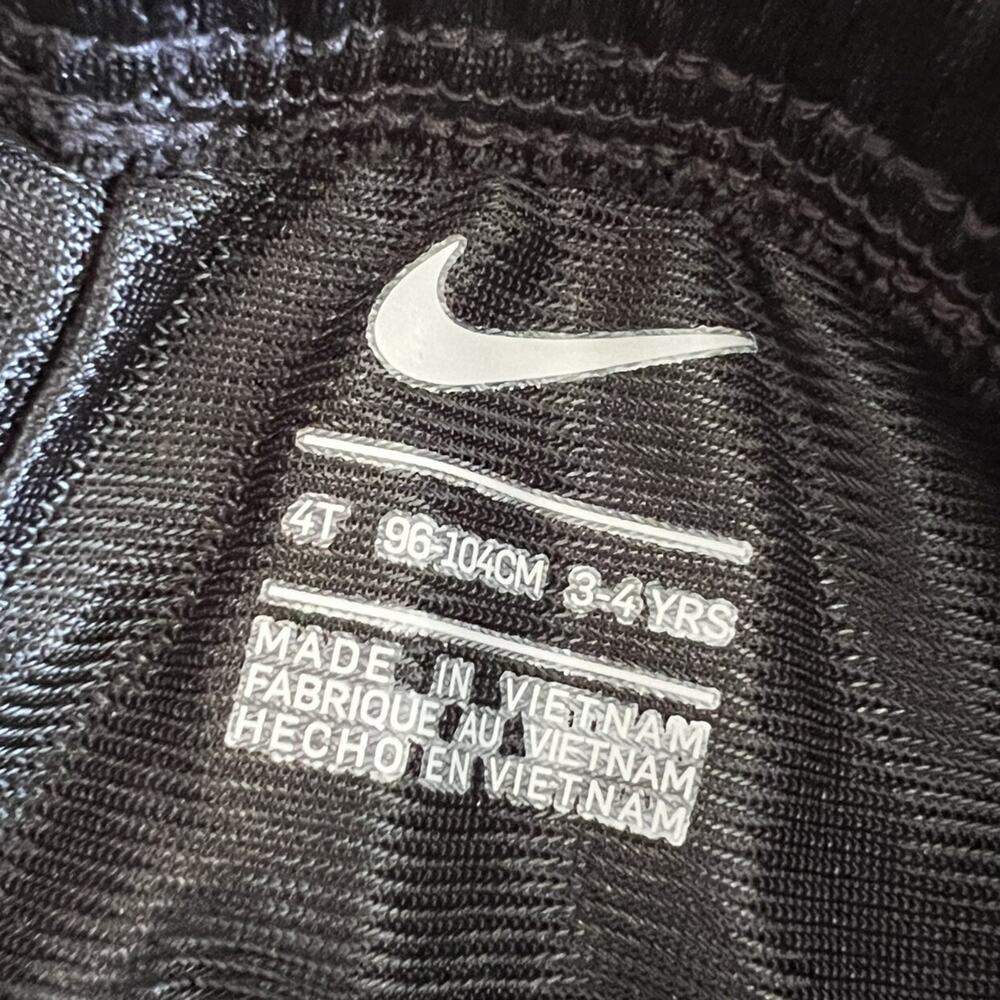 NEW Nike Black Mesh Athletic Shorts - Picture 8 of 8